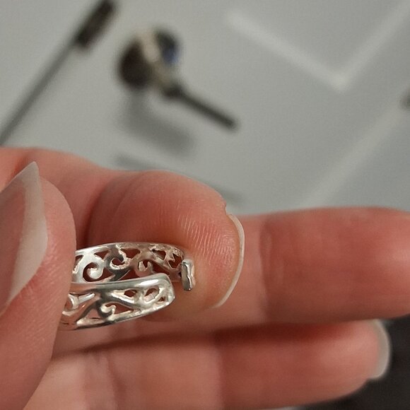 SILVER VINTAGE FLORAL TOE BAND RING SIZE 3 - Picture 3 of 7